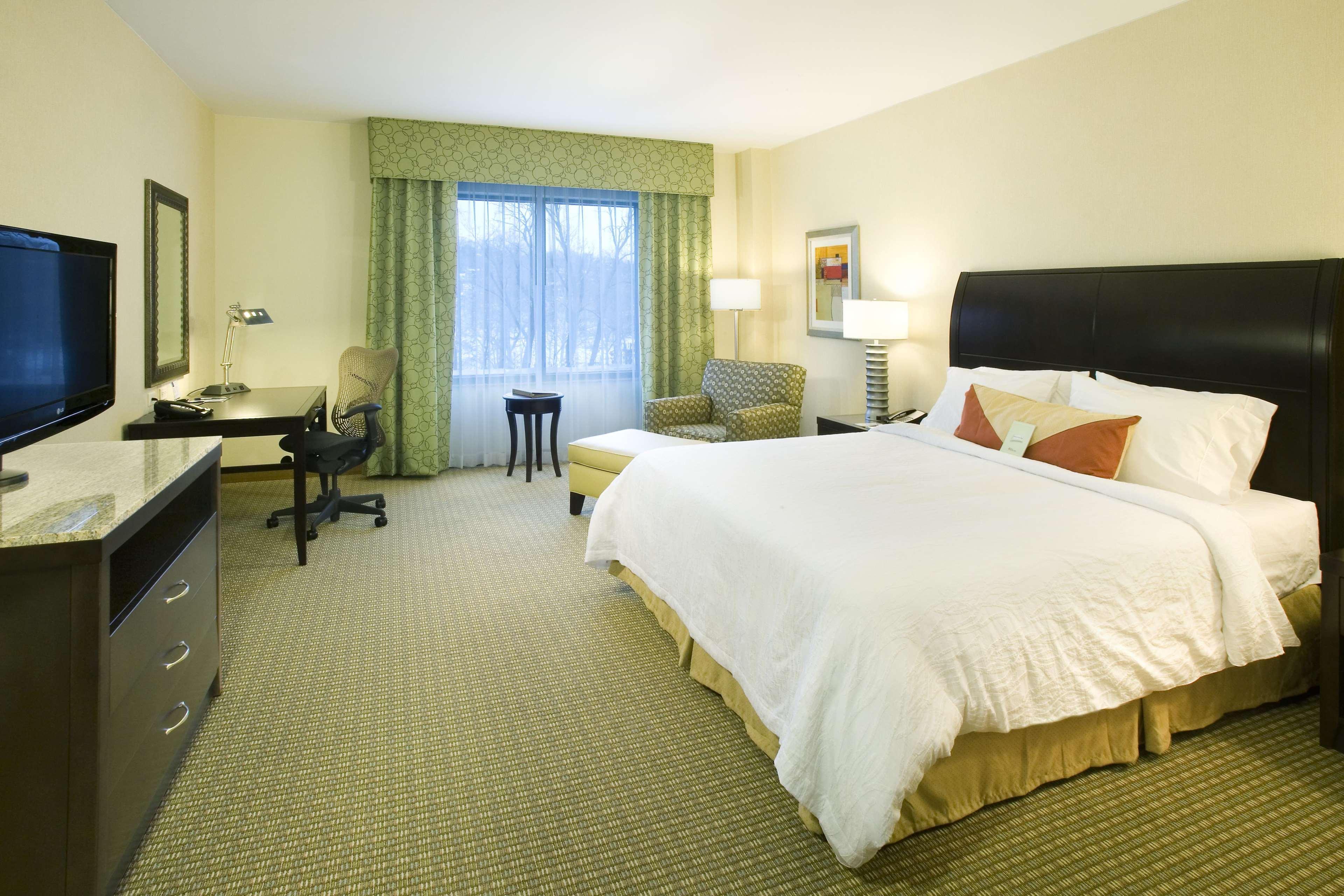 Hilton Garden Inn Shirlington Arlington Room photo