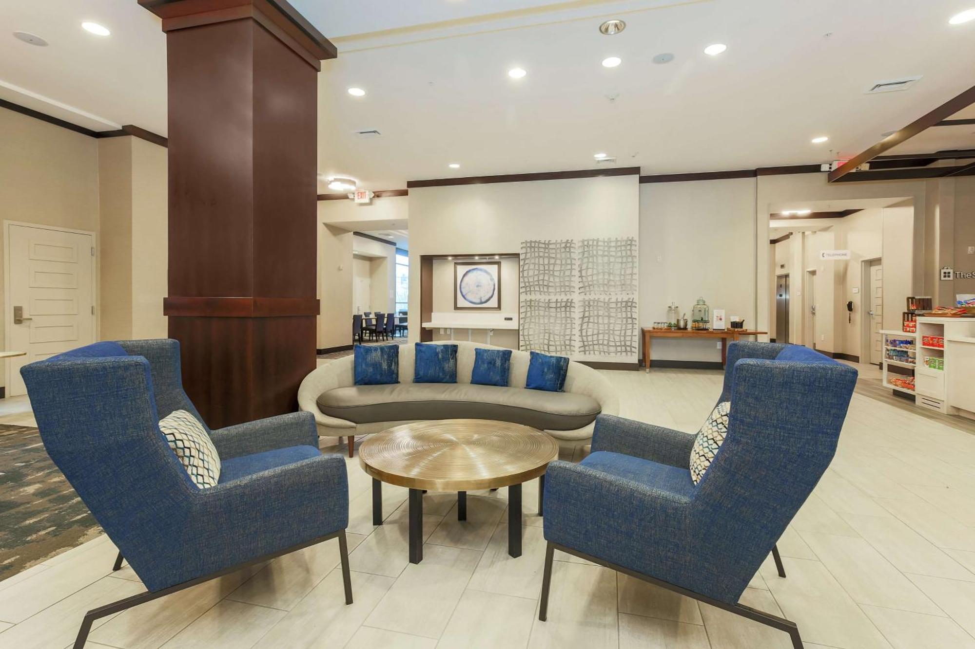 Hilton Garden Inn Shirlington Arlington Exterior photo