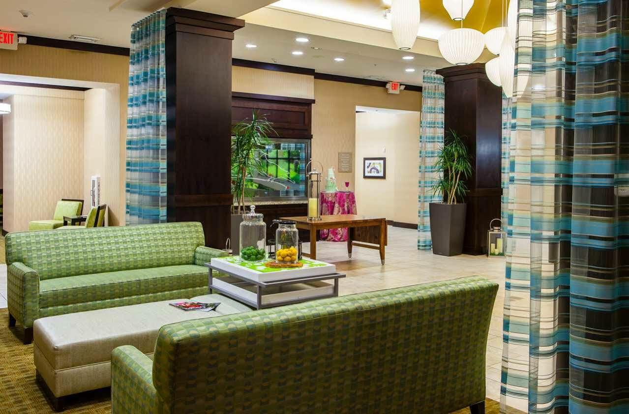 Hilton Garden Inn Shirlington Arlington Exterior photo