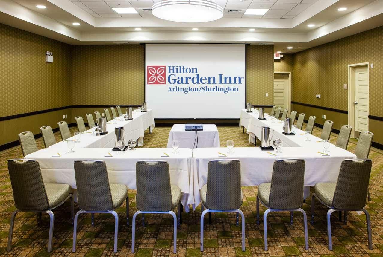 Hilton Garden Inn Shirlington Arlington Exterior photo